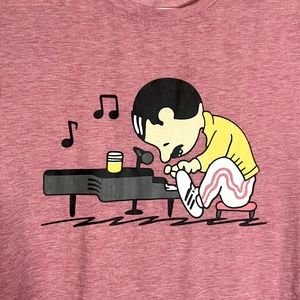 Freddy Mercury/Linus Pink Size L T-shirt